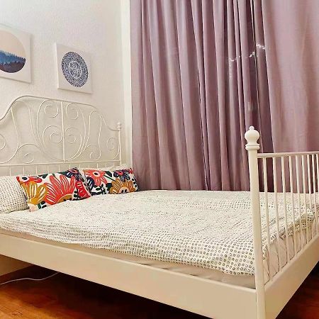 Familienfreundliches Apartment Im Zentrum Fuer Geschaeftsreisen Und Privat Dresden Eksteriør billede