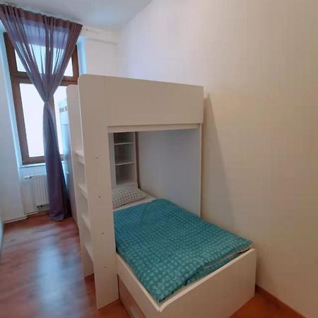 Familienfreundliches Apartment Im Zentrum Fuer Geschaeftsreisen Und Privat Dresden Eksteriør billede